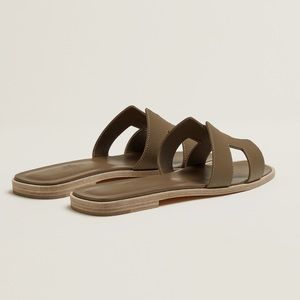 Brand New Hermes Oran Sandal size 37.5